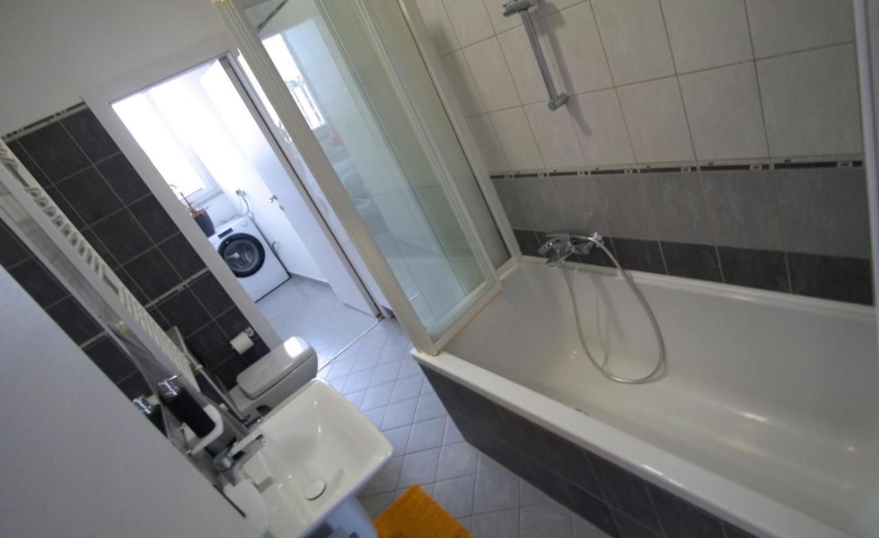 Apartment Flora بولا المظهر الخارجي الصورة